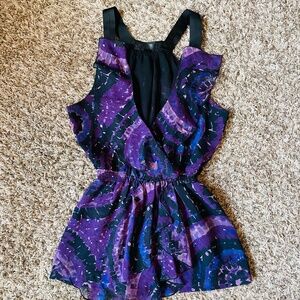 Purple Patterned Sleeveless Top with Ruffled Detail - Size M
